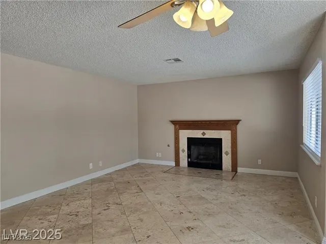 $2,395 | 272 Cordero Drive, Henderson, NV 89074