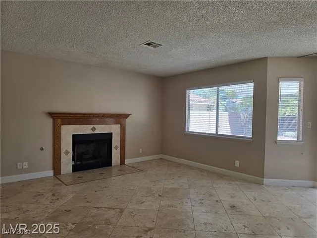 $2,395 | 272 Cordero Drive, Henderson, NV 89074
