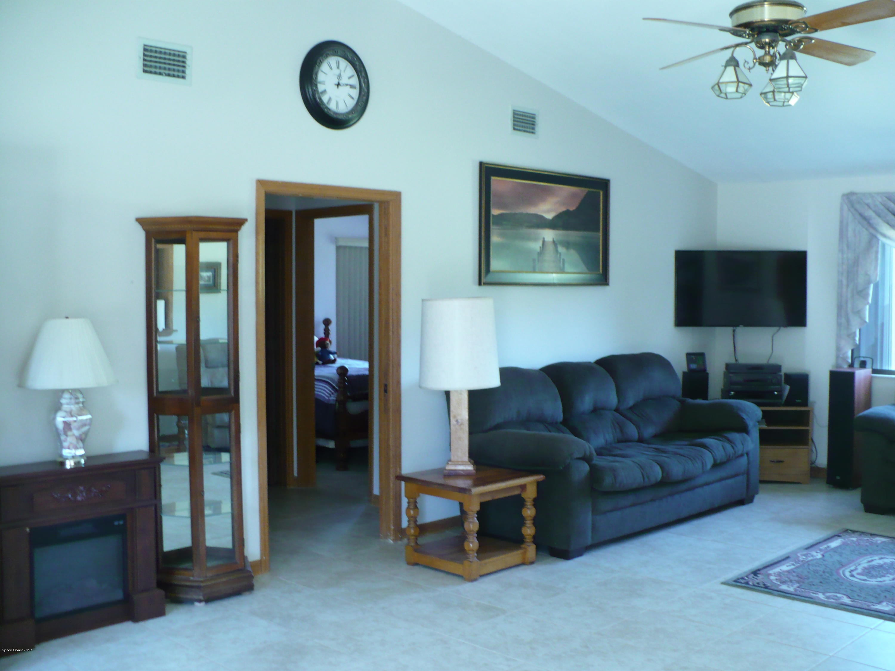 131 Turk Road Southwest Palm Bay, FL 32908 - Photo 4 of 30 P1040136