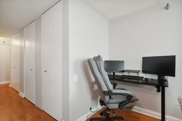 $2,350 | 474 North Lake Shore Drive, Unit 2106, Chicago, IL 60611