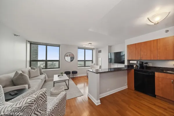 $2,350 | 474 North Lake Shore Drive, Unit 2106, Chicago, IL 60611