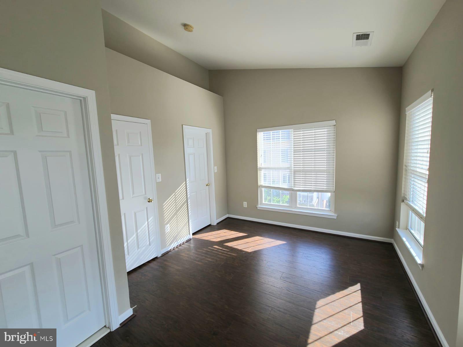 42625 Homefront Terrace Chantilly, VA 20152 - Photo 15 of 32
