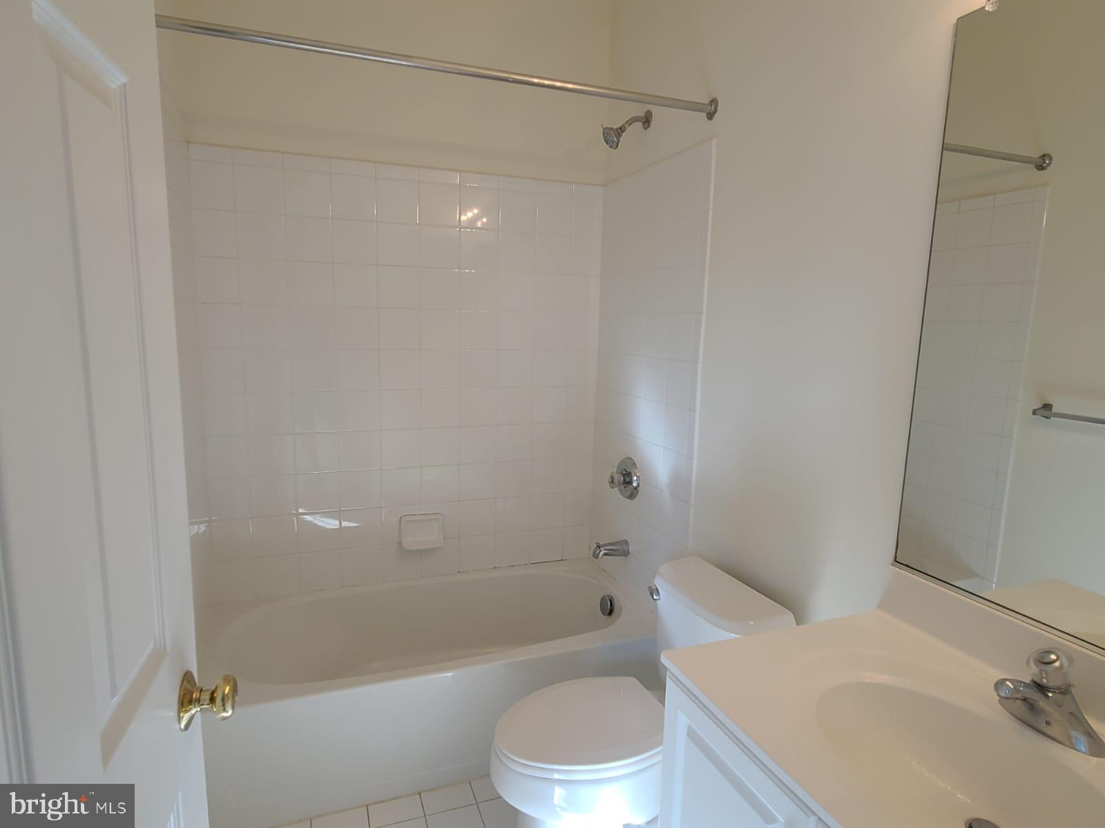 42625 Homefront Terrace Chantilly, VA 20152 - Photo 19 of 32