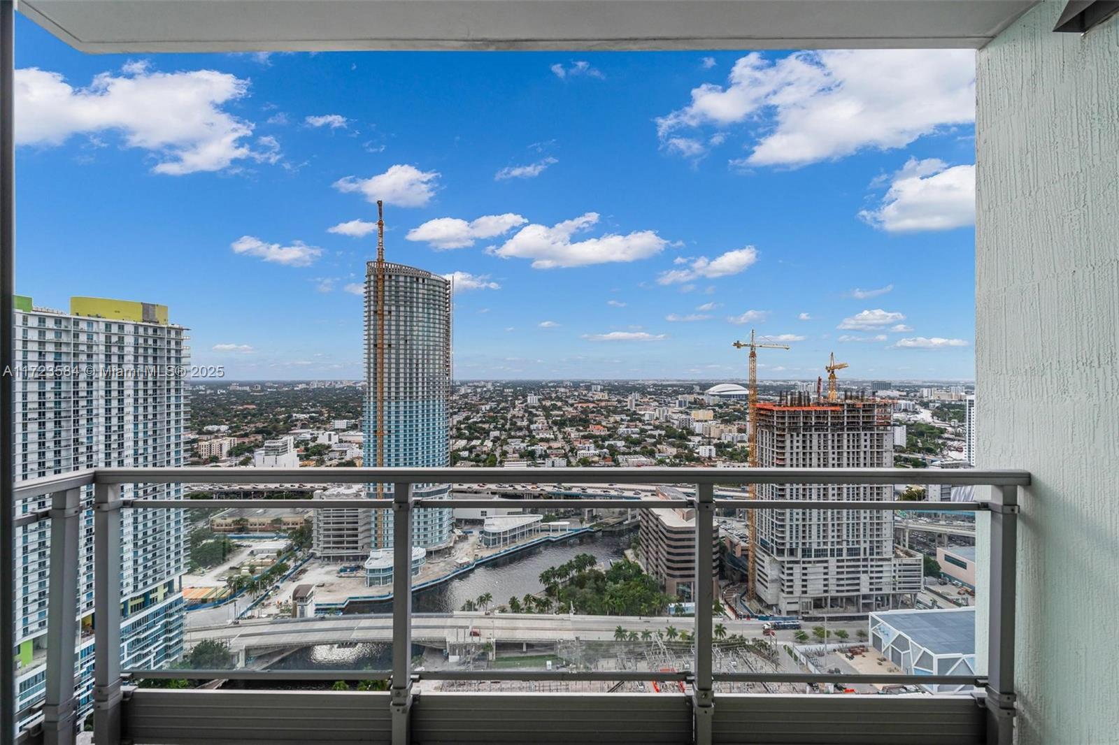 92 Southwest 3rd Street, Unit 4109 Miami, FL 33130 - Photo 10 of 23 a view of a city