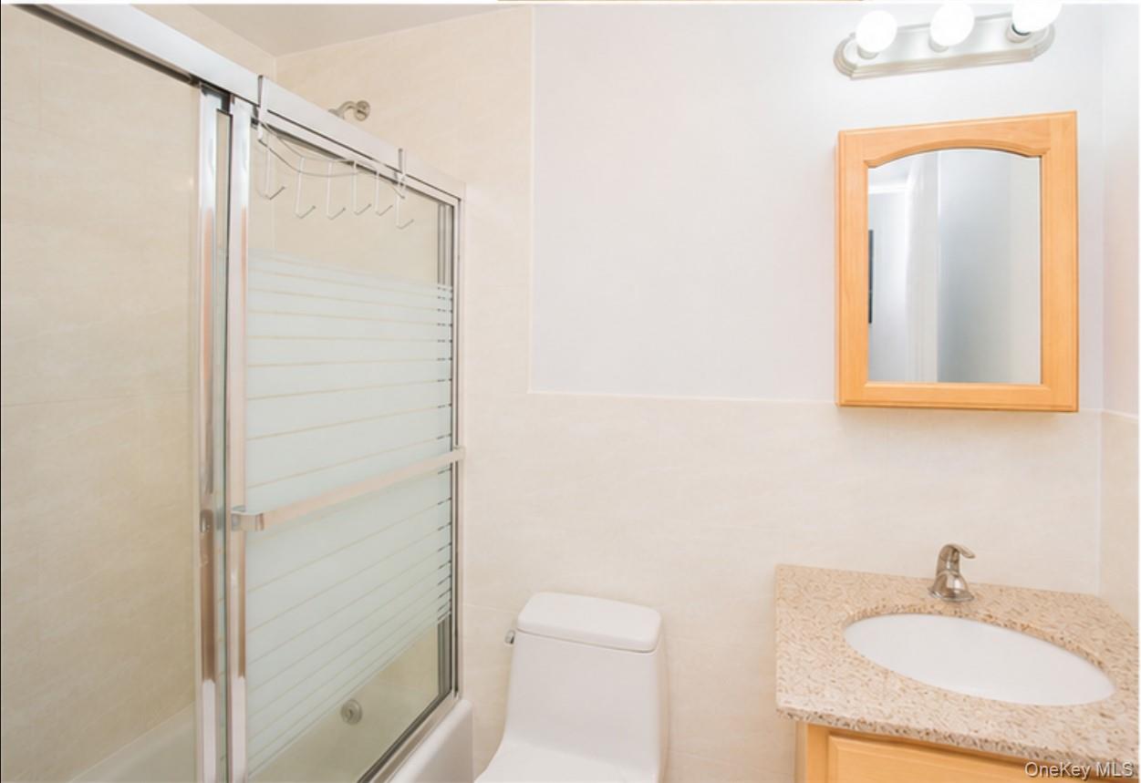 137-08 31st Road, Unit 5D Queens, NY 11354 - Photo 8 of 12