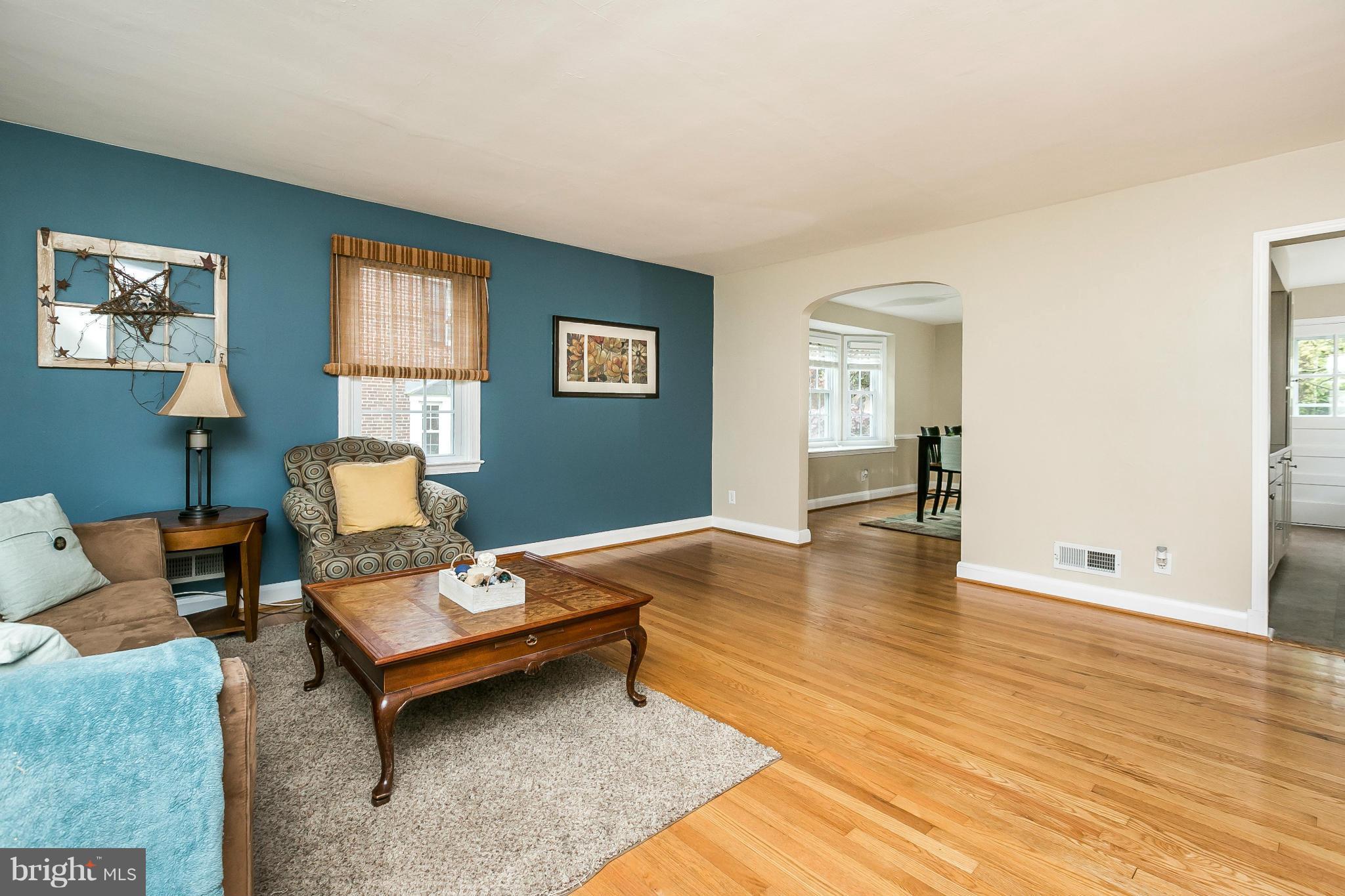 120 Stanmore Road Baltimore, MD 21212 - Photo 7 of 27 a living room with furniture and a window