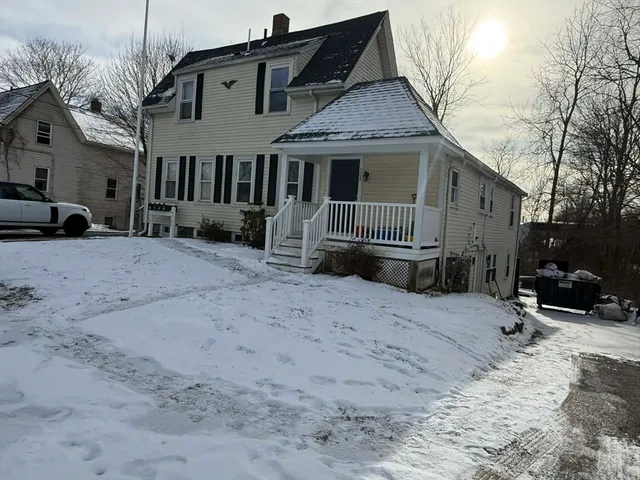 $1,500 | 102-104 Cherry Street, Unit 2, Whitman, MA 02382