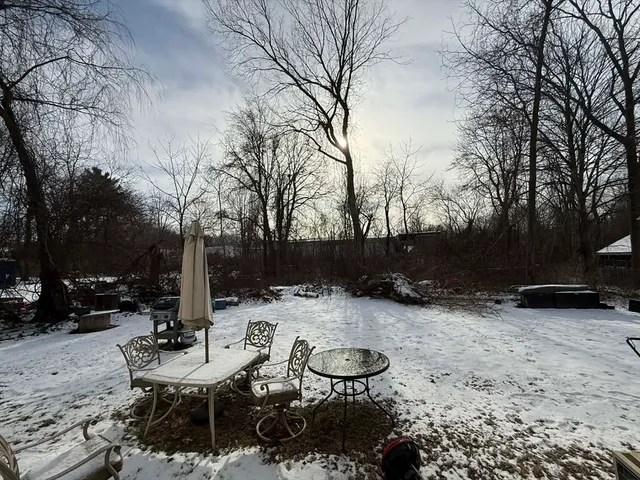 $1,500 | 102-104 Cherry Street, Unit 2, Whitman, MA 02382