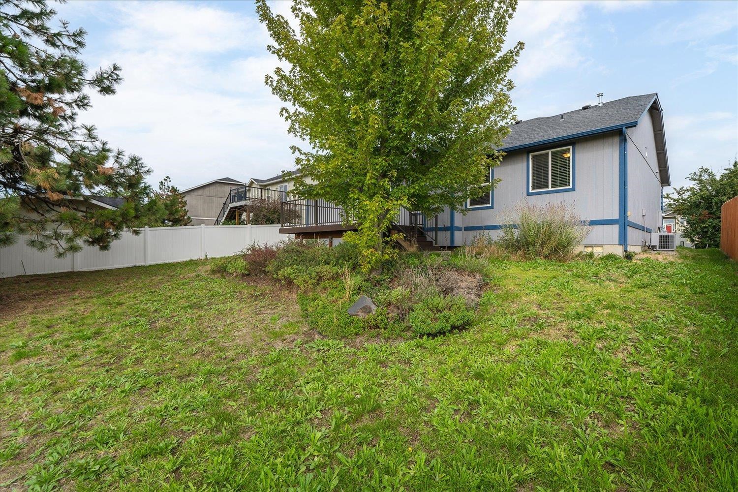 8005 North Ash Lane Spokane, WA 99208 - Photo 23 of 26