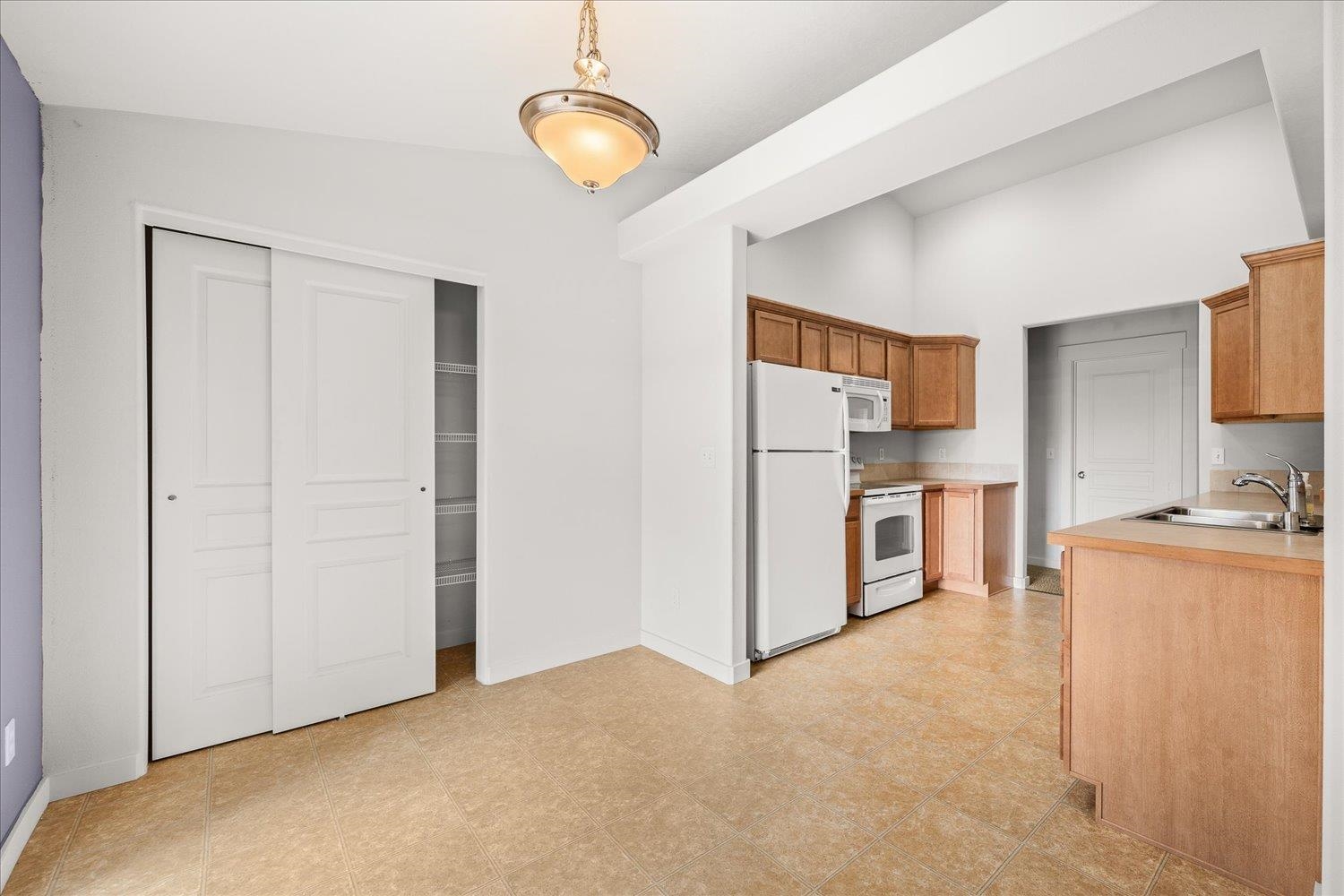 8005 North Ash Lane Spokane, WA 99208 - Photo 5 of 26