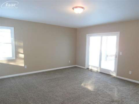 4832 West Bennington Road Owosso, MI 48867 - Photo 8 of 24 20392417-7.JPG