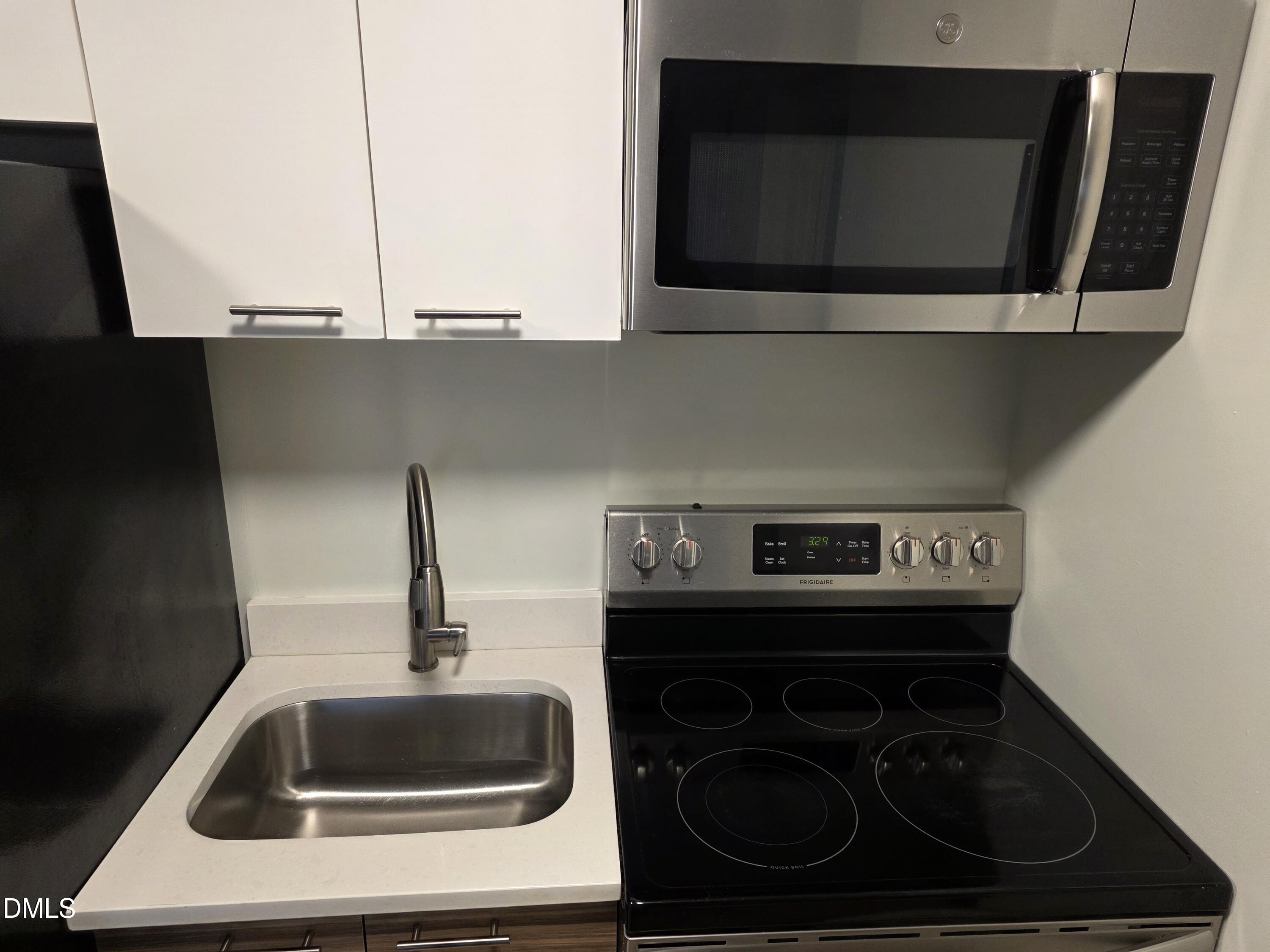 5104 Hollyridge Drive Raleigh, NC 27612 - Photo 11 of 15 20251230_092901