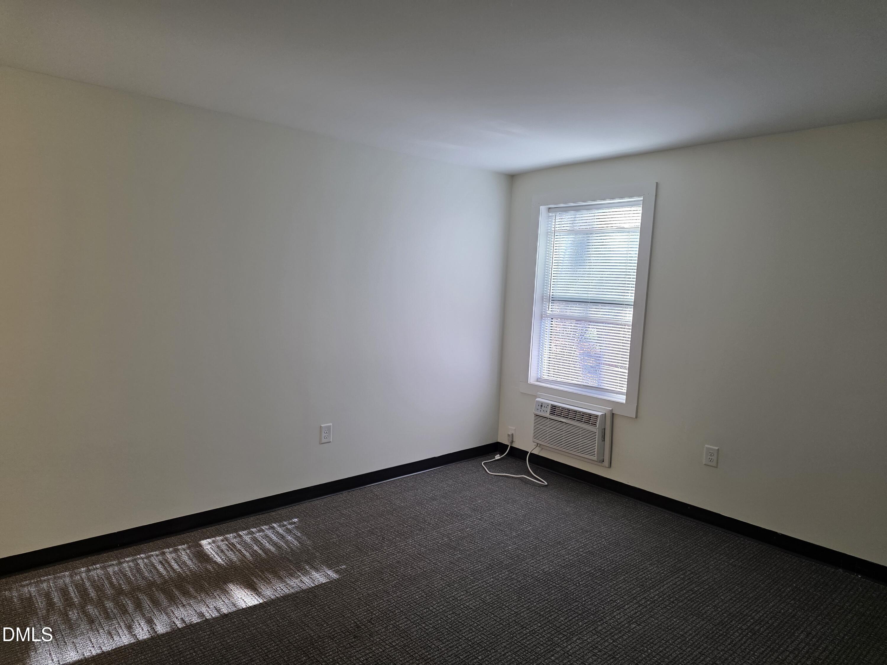 5104 Hollyridge Drive Raleigh, NC 27612 - Photo 4 of 15 20251230_092959