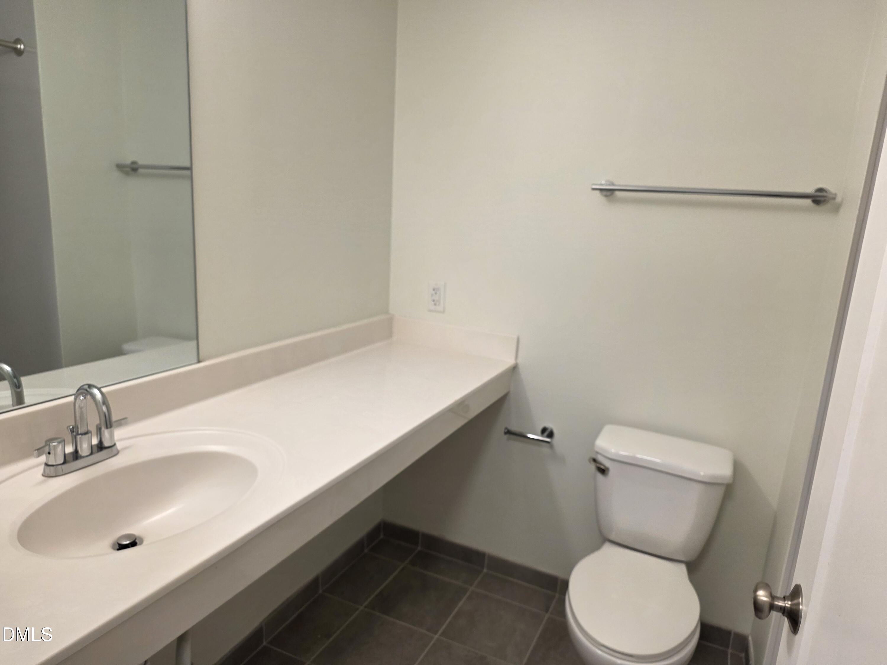 5104 Hollyridge Drive Raleigh, NC 27612 - Photo 9 of 15 20251230_093022