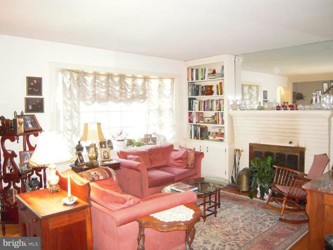 800 Stonington Road Silver Spring, MD 20902 - Photo 2 of 15 Light filled Living Room with wonderful Bay and FP