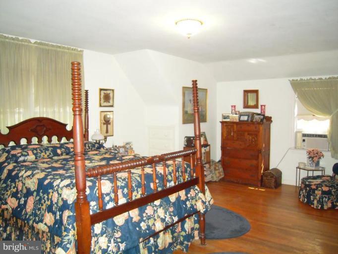 800 Stonington Road Silver Spring, MD 20902 - Photo 7 of 15 Master Bedroom #2