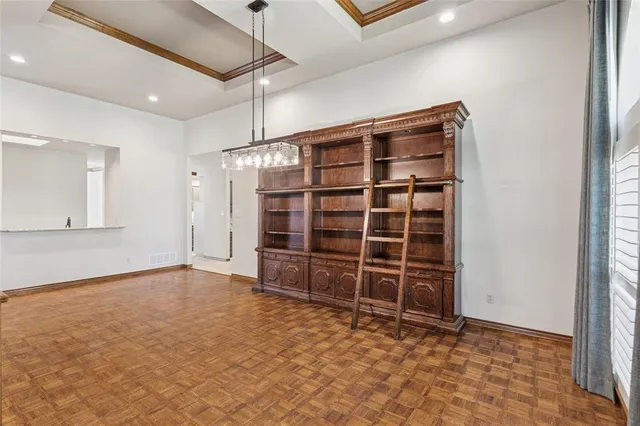 $649,900 | 2900 Oak Trail Court, Dalworthington Gardens, TX 76016