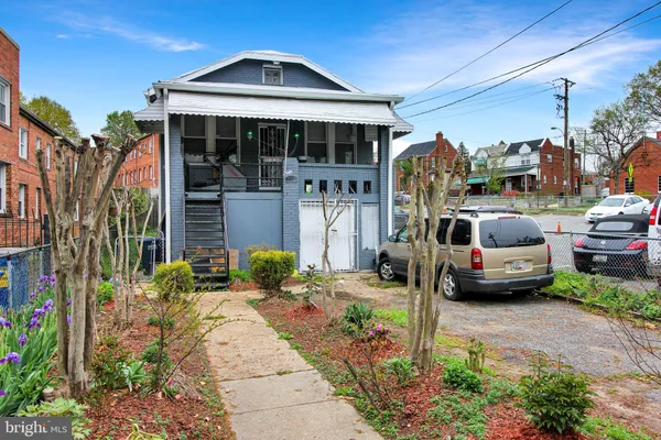 $375,000 | 4380 Benning Road Northeast, Washington, DC 20019