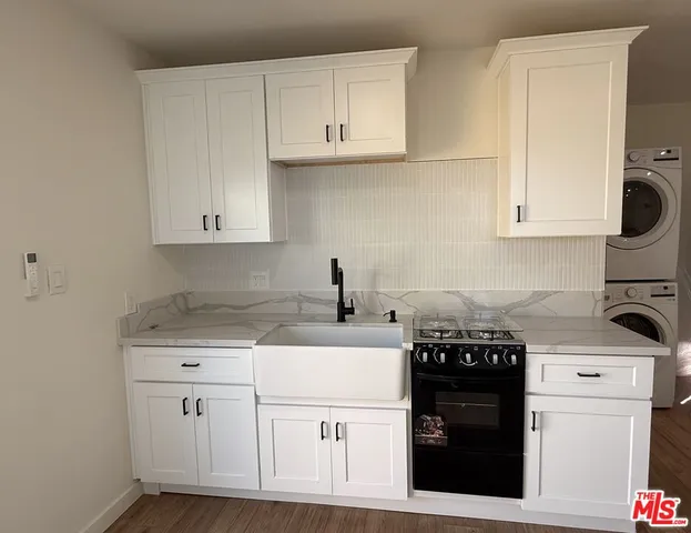 $1,900 | 3215 Winter Street, Los Angeles, CA 90063