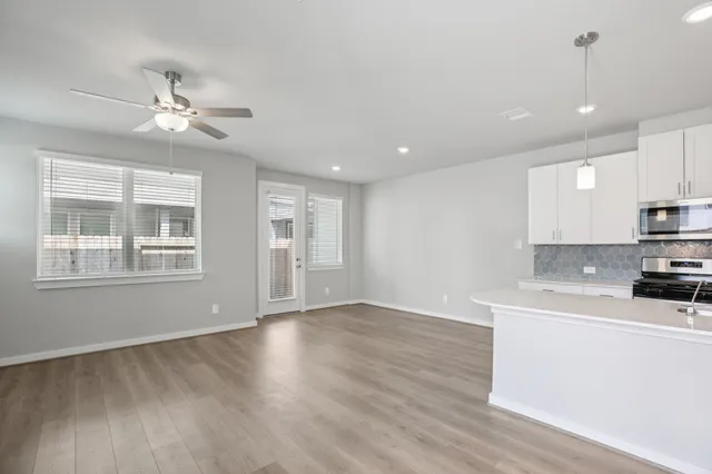 $423,640 | 3203 Quiet Sunset Drive, Houston, TX 77080