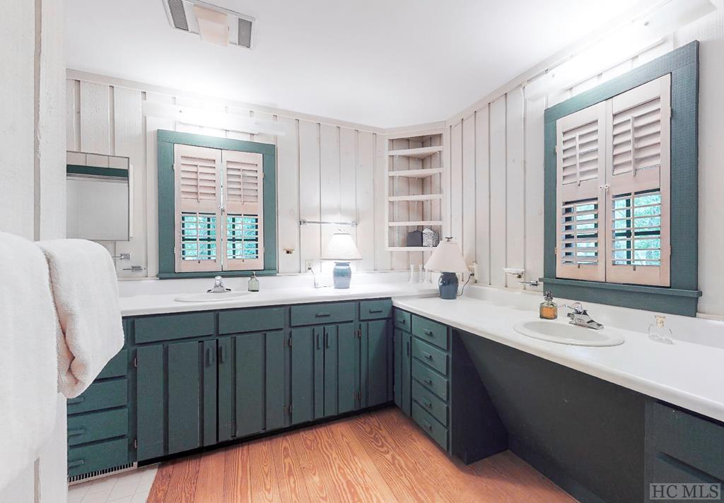 411 Nall Farm Road Highlands, NC 28741 - Photo 17 of 30 Gallery Image 17