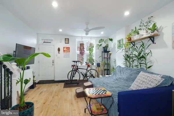 $2,100 | 3045 Baltz Street, Philadelphia, PA 19121