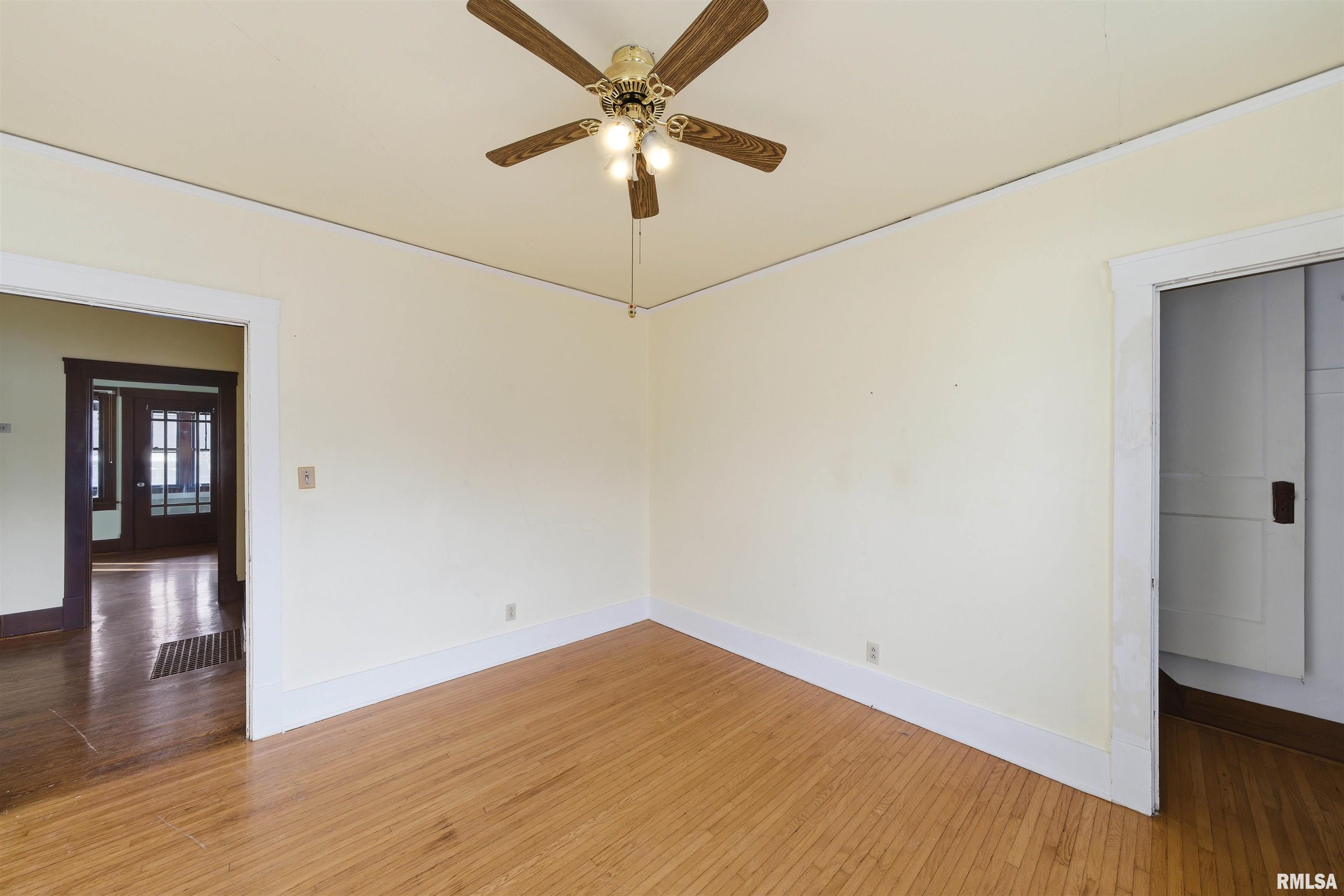 2005 North Prospect Road Peoria, IL 61603 - Photo 20 of 30