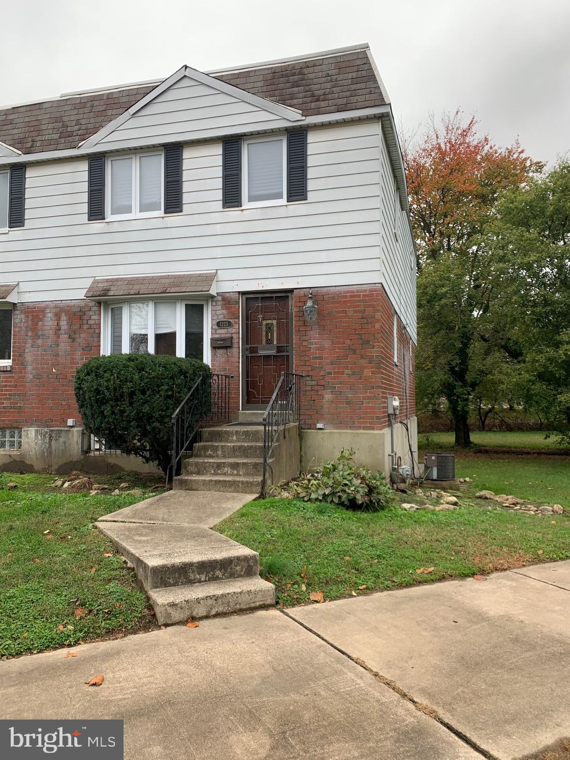 1223 Laurel Road Sharon Hill, PA 19079 - Photo 1 of 25 Gallery Image 1