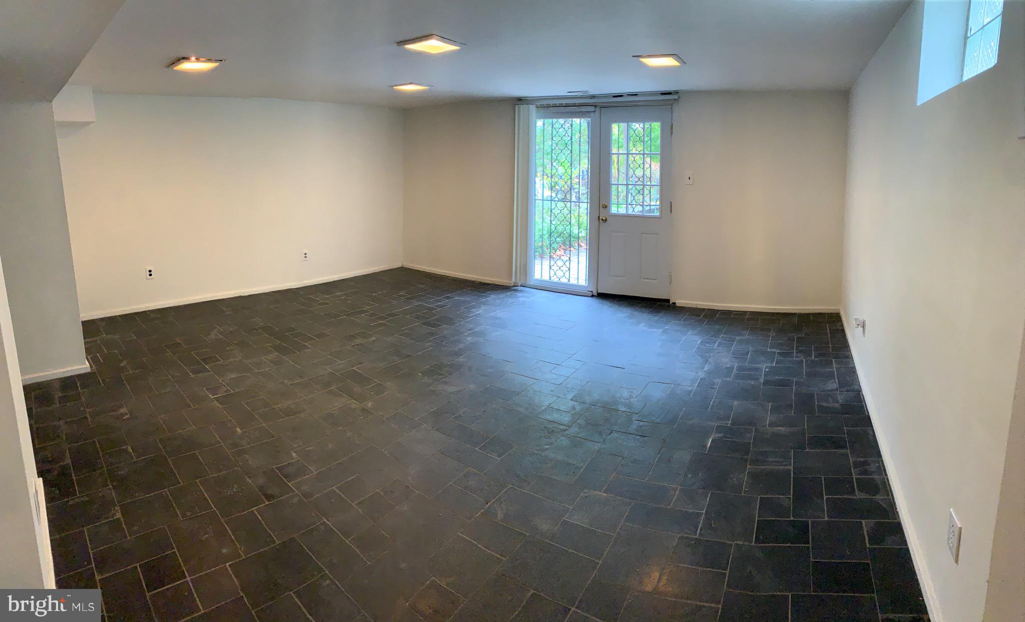 1223 Laurel Road Sharon Hill, PA 19079 - Photo 18 of 25 Gallery Image 18