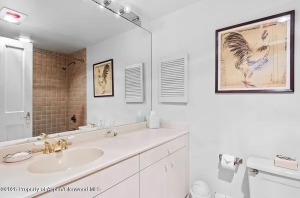 a view of small space with wall in it