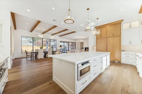 $2,800,000 | 8818 Echo Valley Drive, Spring Valley Village, TX 77055