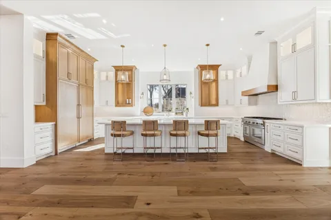 $2,800,000 | 8818 Echo Valley Drive, Spring Valley Village, TX 77055