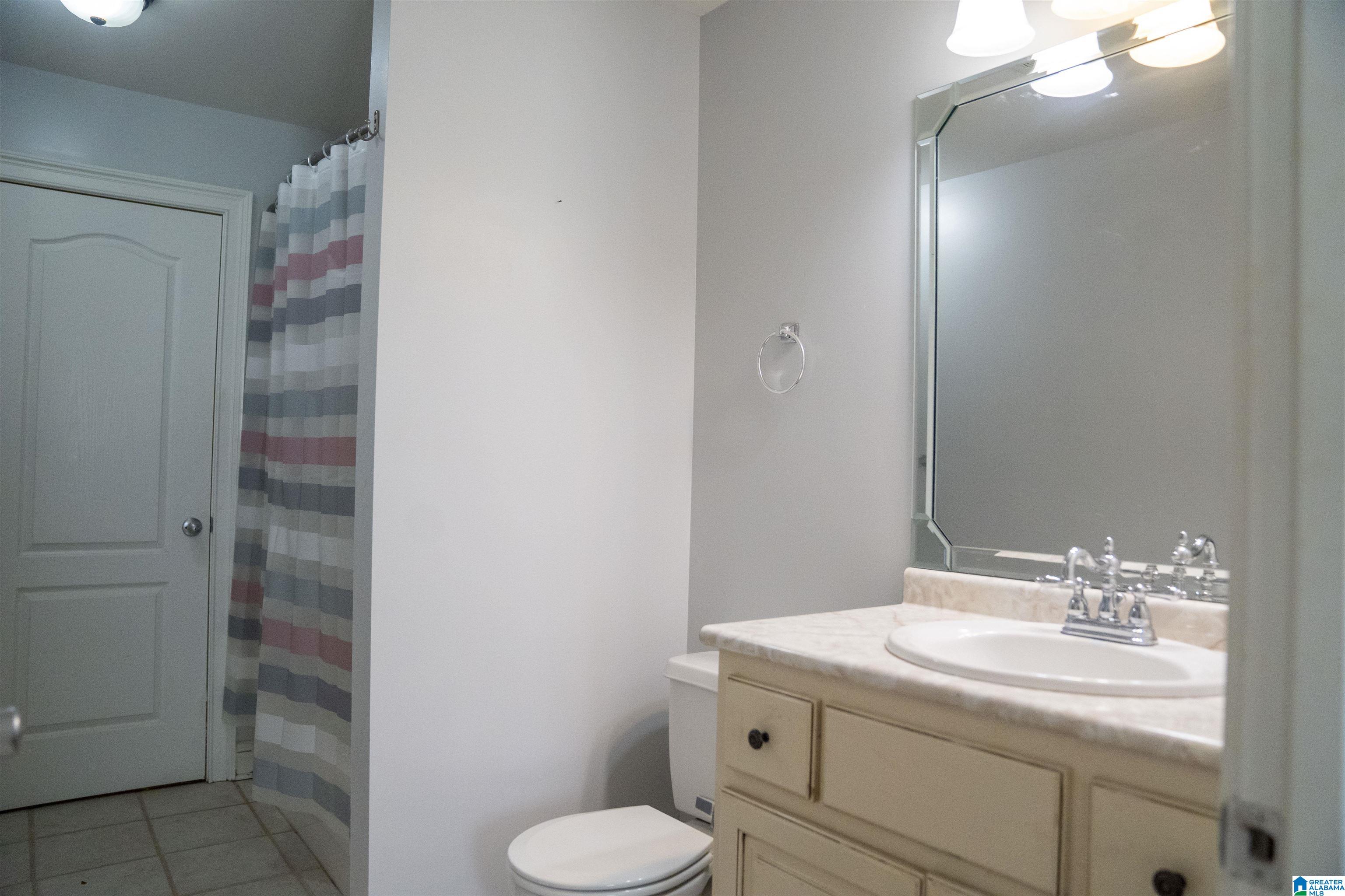 2029 Armstrong Loop Hayden, AL 35079 - Photo 19 of 36