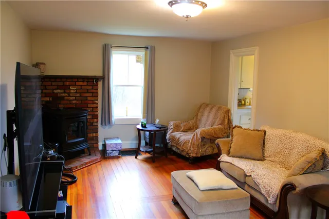 $379,900 | 67 Dexter Road, Scituate, RI 02857