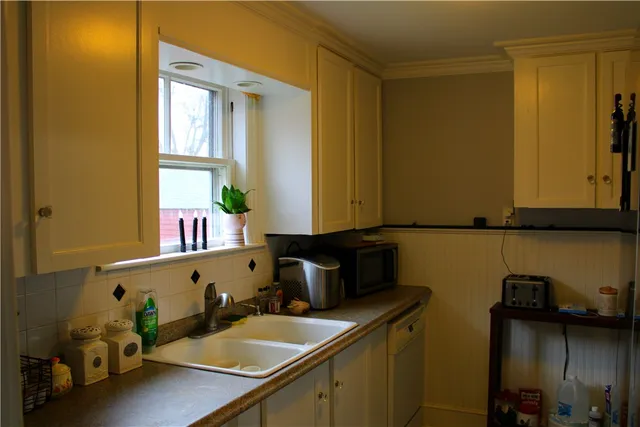 $379,900 | 67 Dexter Road, Scituate, RI 02857