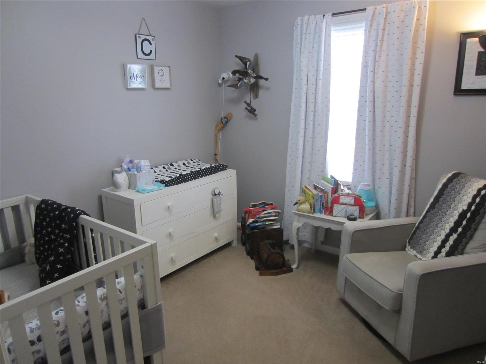 5910 Roach Road Godfrey, IL 62035 - Photo 20 of 35