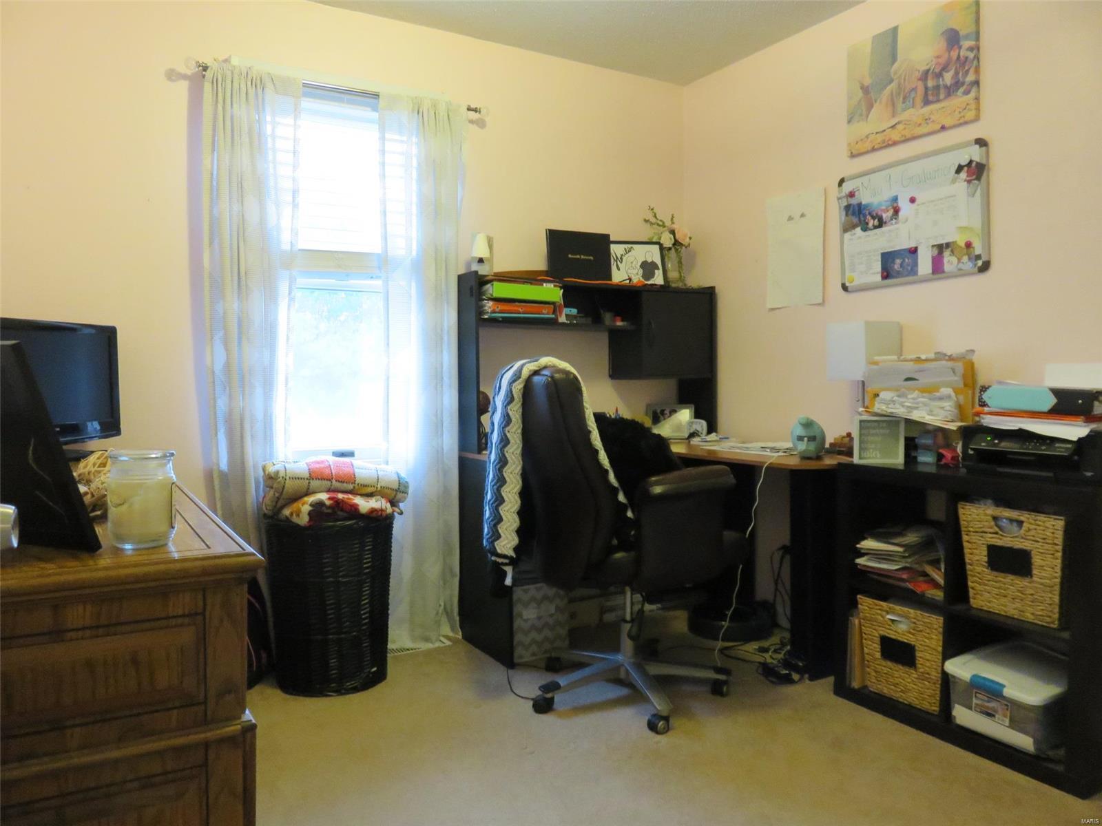 5910 Roach Road Godfrey, IL 62035 - Photo 24 of 35