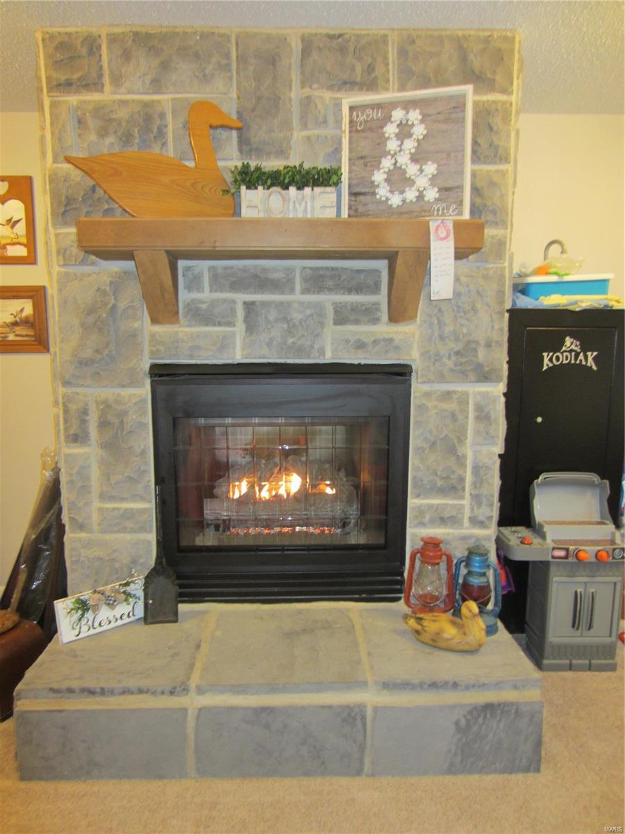 5910 Roach Road Godfrey, IL 62035 - Photo 29 of 35