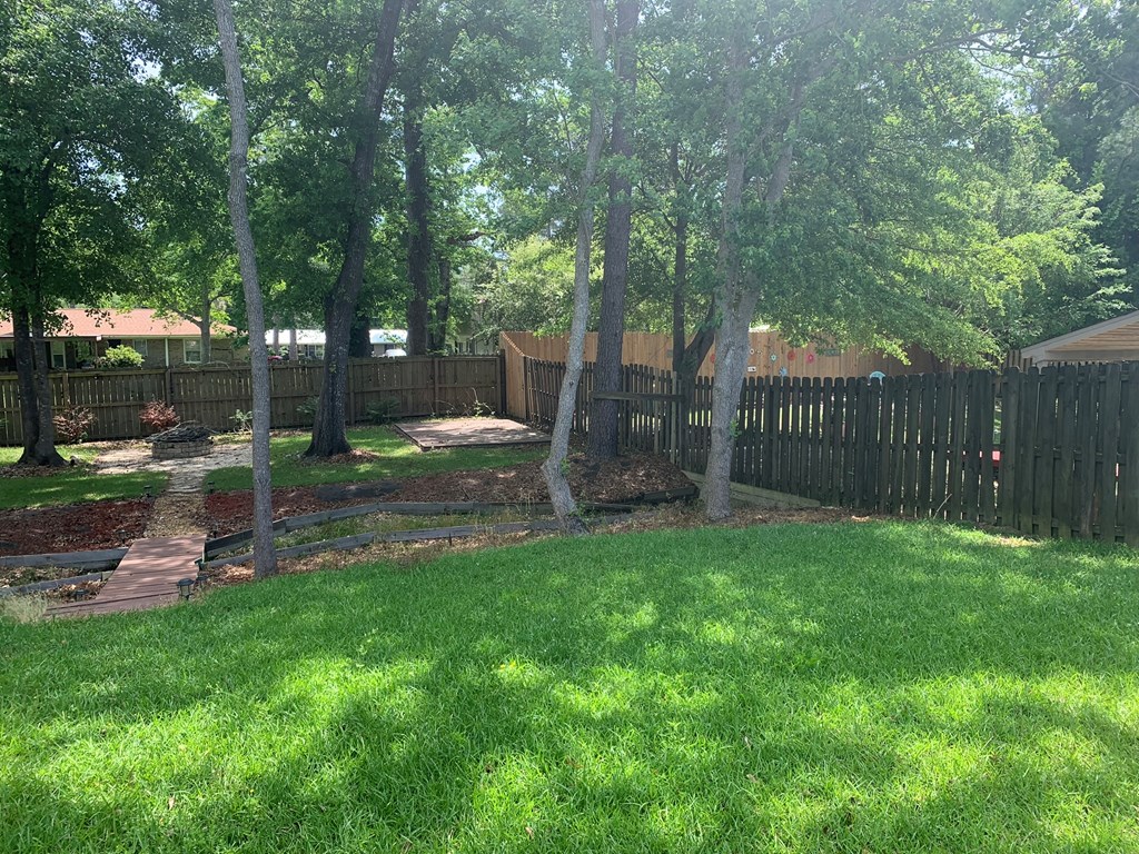 207 Pepperridge Road Dothan, AL 36301 - Photo 32 of 37