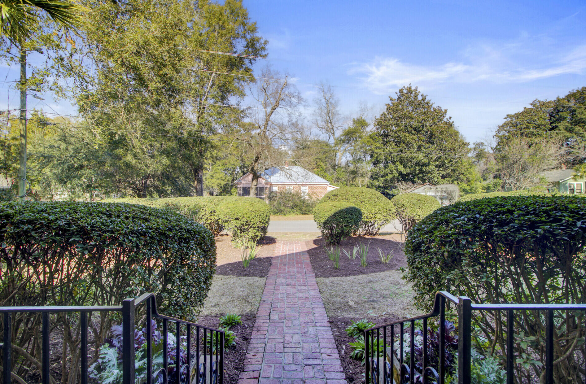 2021 Frampton Avenue Charleston, SC 29412 - Photo 34 of 40 Front porch