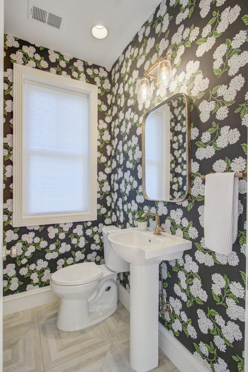 2021 Frampton Avenue Charleston, SC 29412 - Photo 10 of 40 Half bath