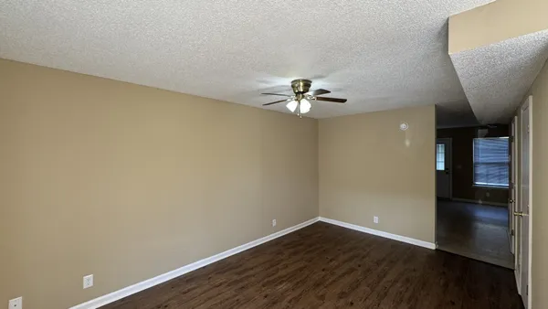 $995 | 123 Ballygar Street, Unit 2, Clarksville, TN 37043