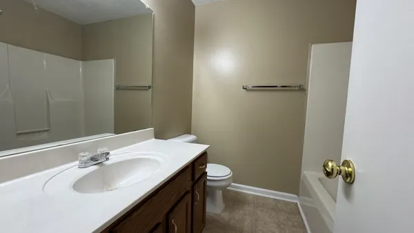 $995 | 123 Ballygar Street, Unit 2, Clarksville, TN 37043