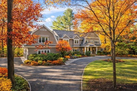 $6,995,000 | 121 Livingston Road, Wellesley, MA 02482