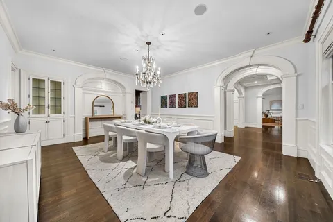 $6,995,000 | 121 Livingston Road, Wellesley, MA 02482