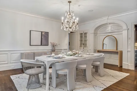 $6,995,000 | 121 Livingston Road, Wellesley, MA 02482