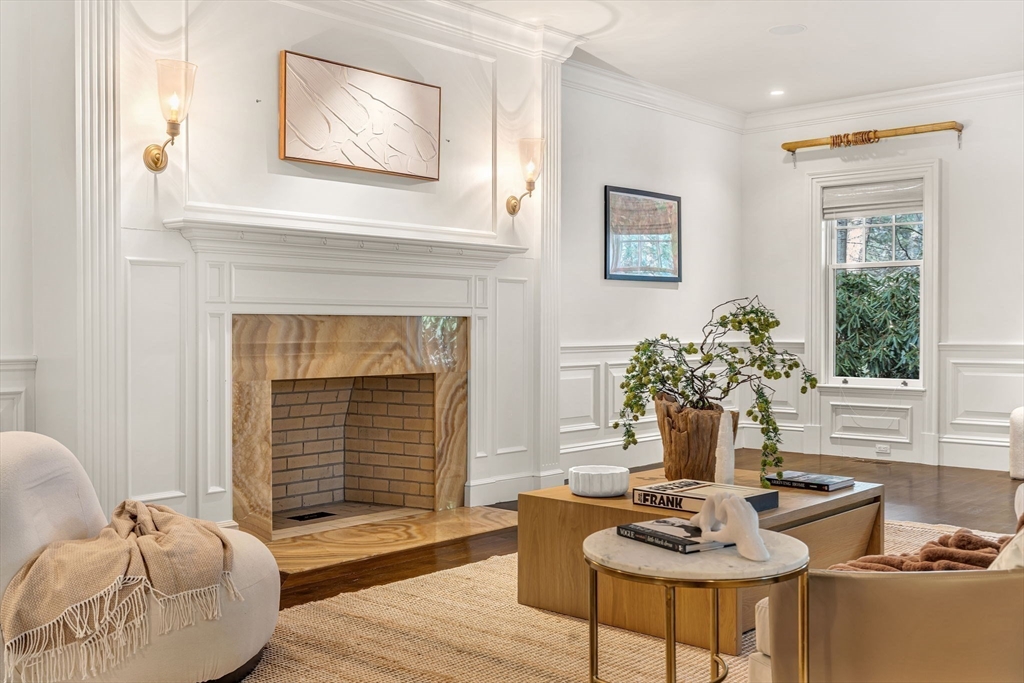 121 Livingston Road Wellesley, MA 02482 - Photo 15 of 35