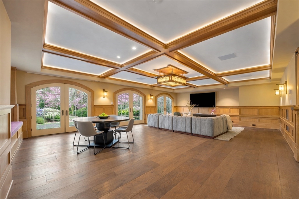 121 Livingston Road Wellesley, MA 02482 - Photo 26 of 35