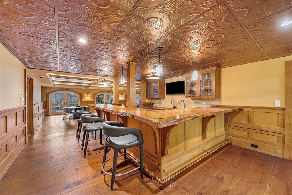 121 Livingston Road Wellesley, MA 02482 - Photo 31 of 38 a view of a kitchen with furniture and a table