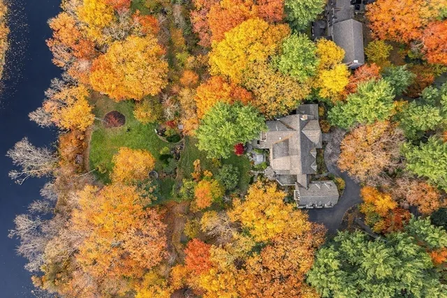 $6,995,000 | 121 Livingston Road, Wellesley, MA 02482